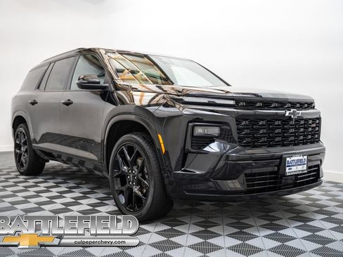 Used 2024 Chevrolet Traverse RS w/ LPO, Floor Liner Package AWD/4WD image 1