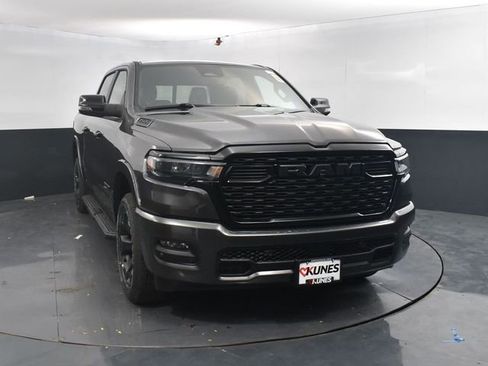 New 2026 RAM 1500 Big Horn AWD/4WD image 5