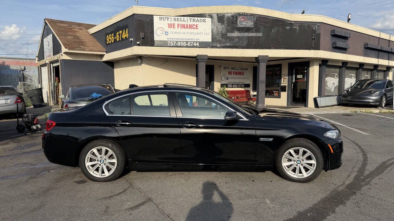 Used 2016 BMW 528i xDrive Sedan AWD/4WD image 6