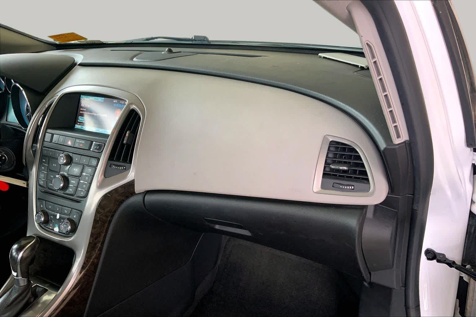 Used 2014 Buick Verano Convenience FWD image 17