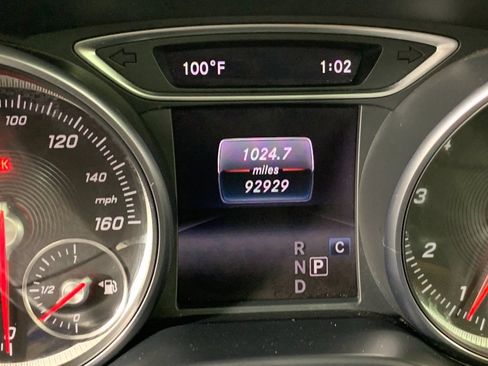 Used 2019 Mercedes-Benz GLA 250 4MATIC image 23