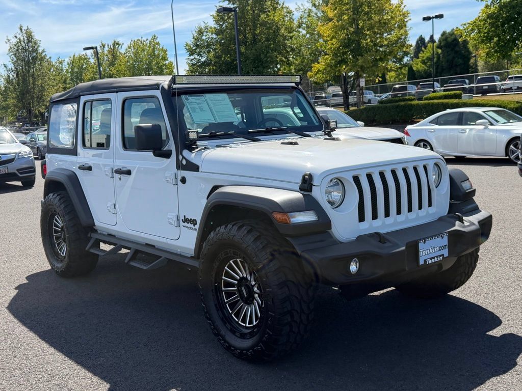 Used 2022 Jeep Wrangler Unlimited Sport AWD/4WD image 2