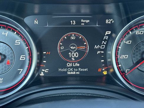 Certified 2022 Dodge Charger SXT w/ Leather Interior Group image 10