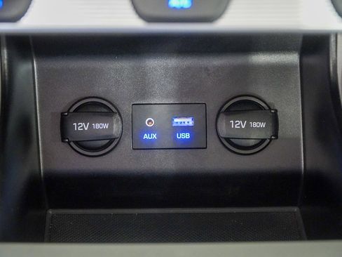 Used 2019 Hyundai Elantra SE image 29