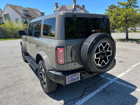 Used 2025 Ford Bronco Outer Banks AWD/4WD image 9