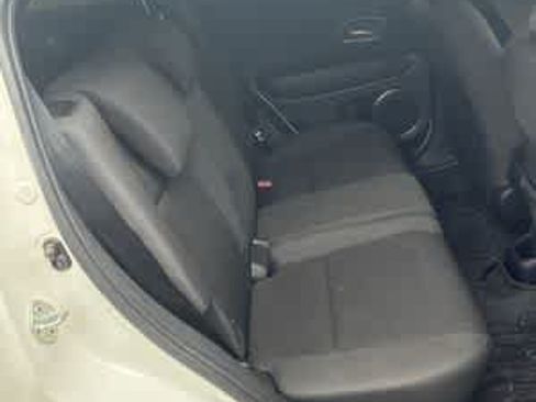 Used 2022 Honda HR-V EX image 8