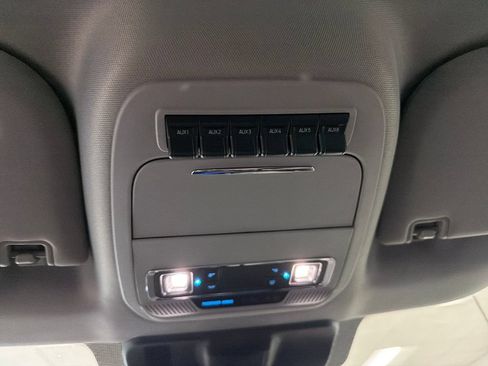 New 2026 Ford F250 4x4 Crew Cab Super Duty image 17