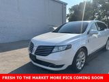 Used 2019 Lincoln MKT AWD image 2