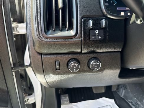 Used 2021 GMC Canyon Denali AWD/4WD image 17
