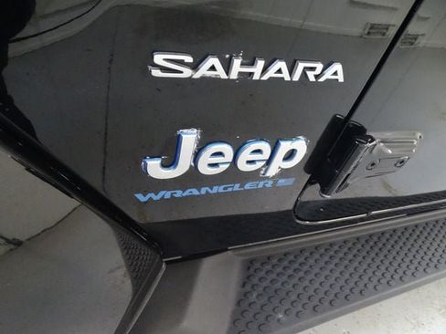 Certified 2023 Jeep Wrangler Unlimited Sahara w/ Cold Weather Group AWD/4WD image 26