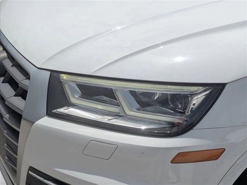 Used 2018 Audi Q5 2.0T Premium Plus w/ Premium Plus Package AWD/4WD image 13