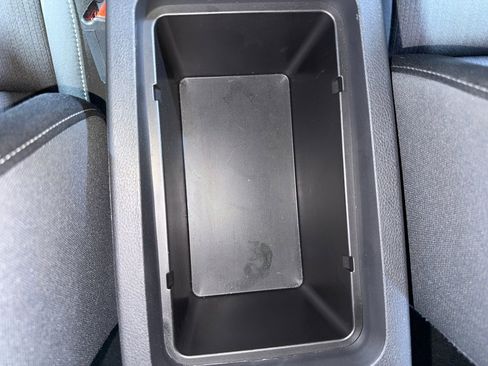 Used 2024 Nissan Altima 2.5 SV image 30