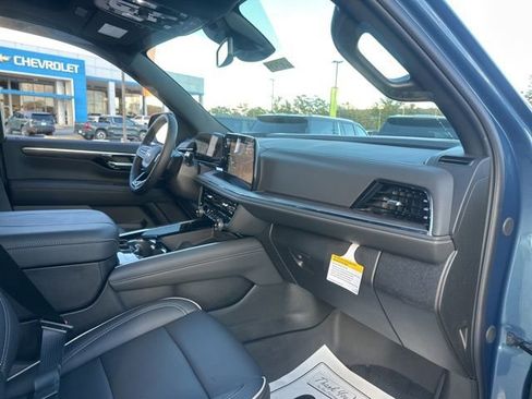 New 2026 Chevrolet Suburban Premier w/ Sun And Tow Package image 36