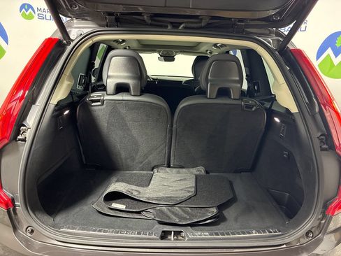 Used 2024 Volvo XC90 B5 Plus AWD/4WD image 12