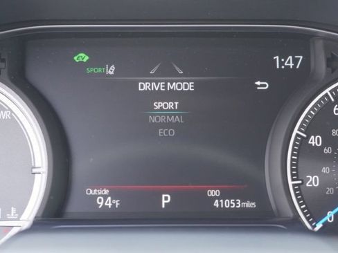 Used 2023 Toyota Venza Nightshade AWD/4WD image 42