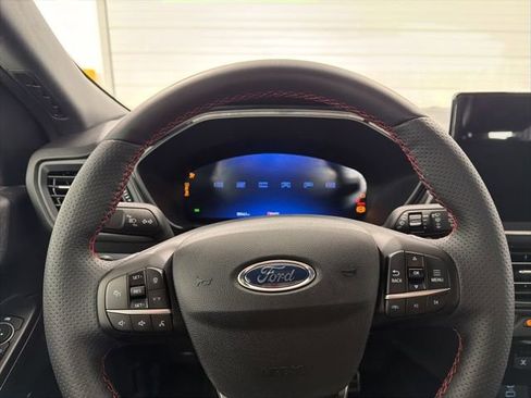 Used 2023 Ford Escape ST-Line Elite image 18