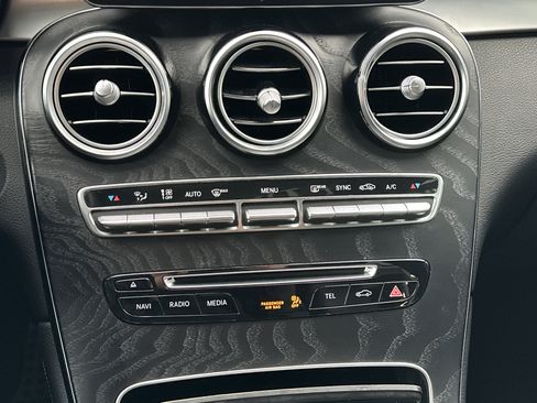 Certified 2018 Mercedes-Benz GLC 300 4MATIC image 23