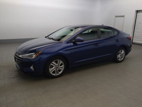 Used 2020 Hyundai Elantra SEL w/ Cargo Package (C1) FWD image 2