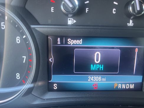 Used 2020 Buick Encore Preferred w/ Safety Package image 21