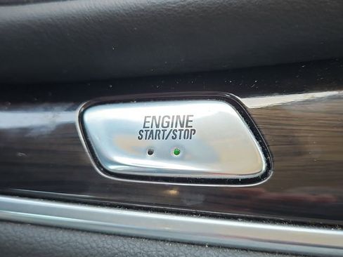 Used 2019 Buick Enclave Premium FWD image 26