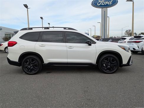 Used 2023 Subaru Ascent Onyx Edition Limited image 3