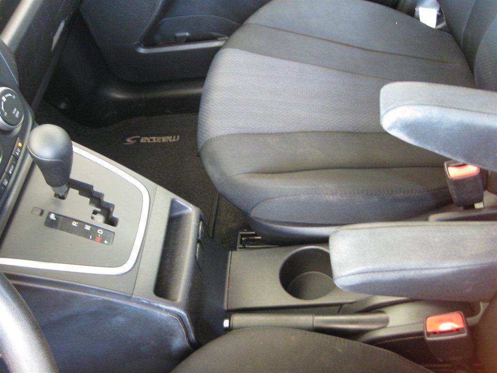 Used 2015 MAZDA MAZDA5 Sport FWD image 21