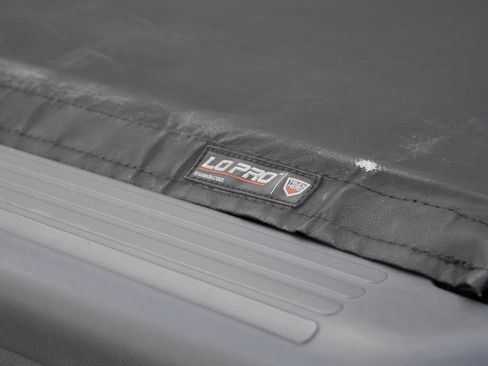 Used 2016 Nissan Frontier SV image 18