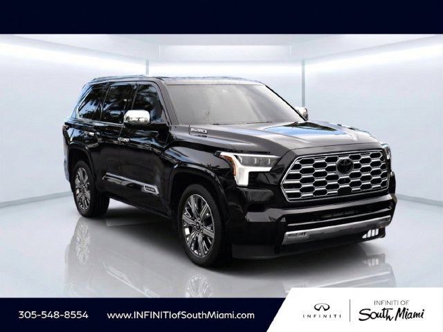 Used 2025 Toyota Sequoia Capstone AWD/4WD image 3