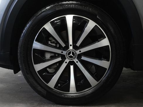 Certified 2023 Mercedes-Benz GLB 250 image 11