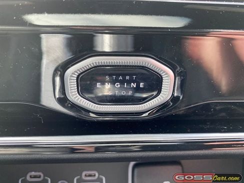 New 2026 Jeep Grand Cherokee Altitude image 10