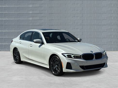 Used 2025 BMW 330i Sedan RWD image 1