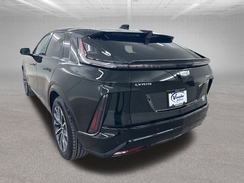 Used 2025 Cadillac Lyriq Sport image 7