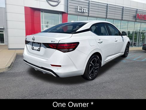 Certified 2024 Nissan Sentra SV FWD image 10