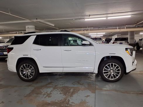 New 2026 GMC Terrain Denali image 4