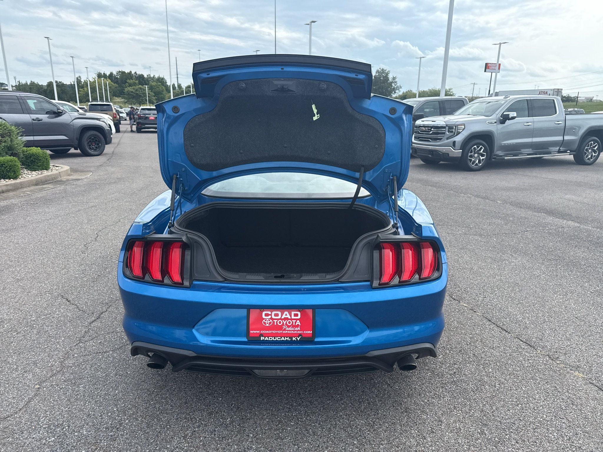 Used 2020 Ford Mustang Coupe w/ Wheel & Stripe Package RWD image 12
