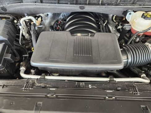 Used 2023 Chevrolet Tahoe RST w/ Luxury Package RWD image 32