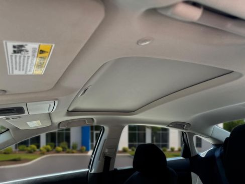 Used 2025 Honda Accord SE image 15