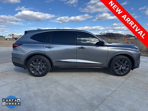 Used 2023 Acura MDX A-Spec image 3