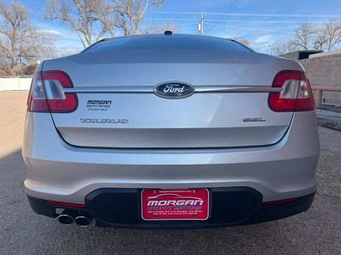 Used 2010 Ford Taurus SEL FWD image 4