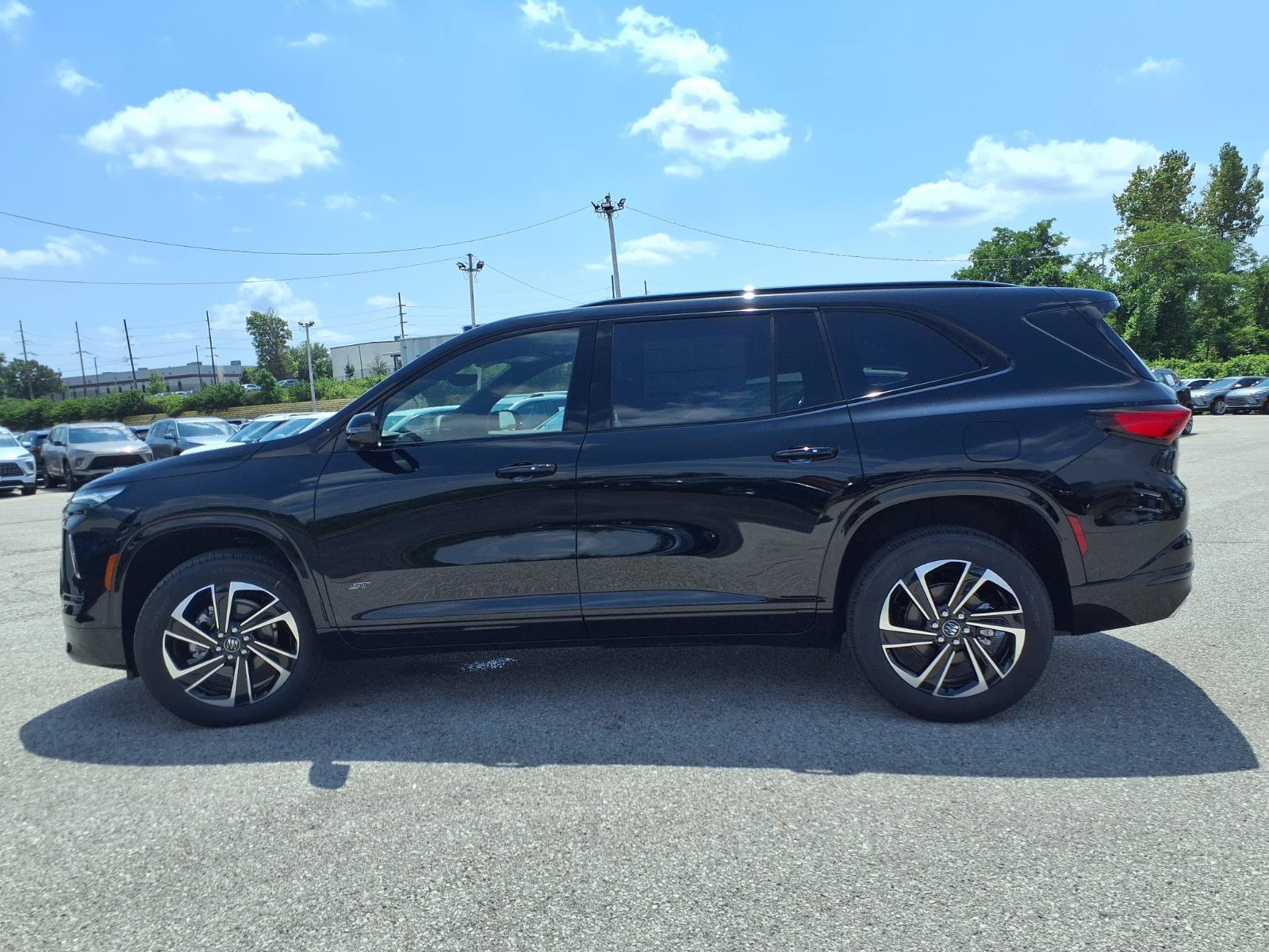 New 2027 Buick Enclave Sport Touring w/ Power Package FWD image 25