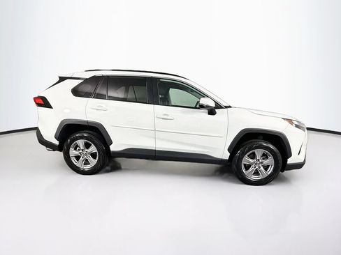 Used 2022 Toyota RAV4 XLE w/ Convenience Package AWD/4WD image 11