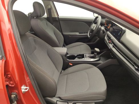 Used 2025 Kia K4 FWD image 21