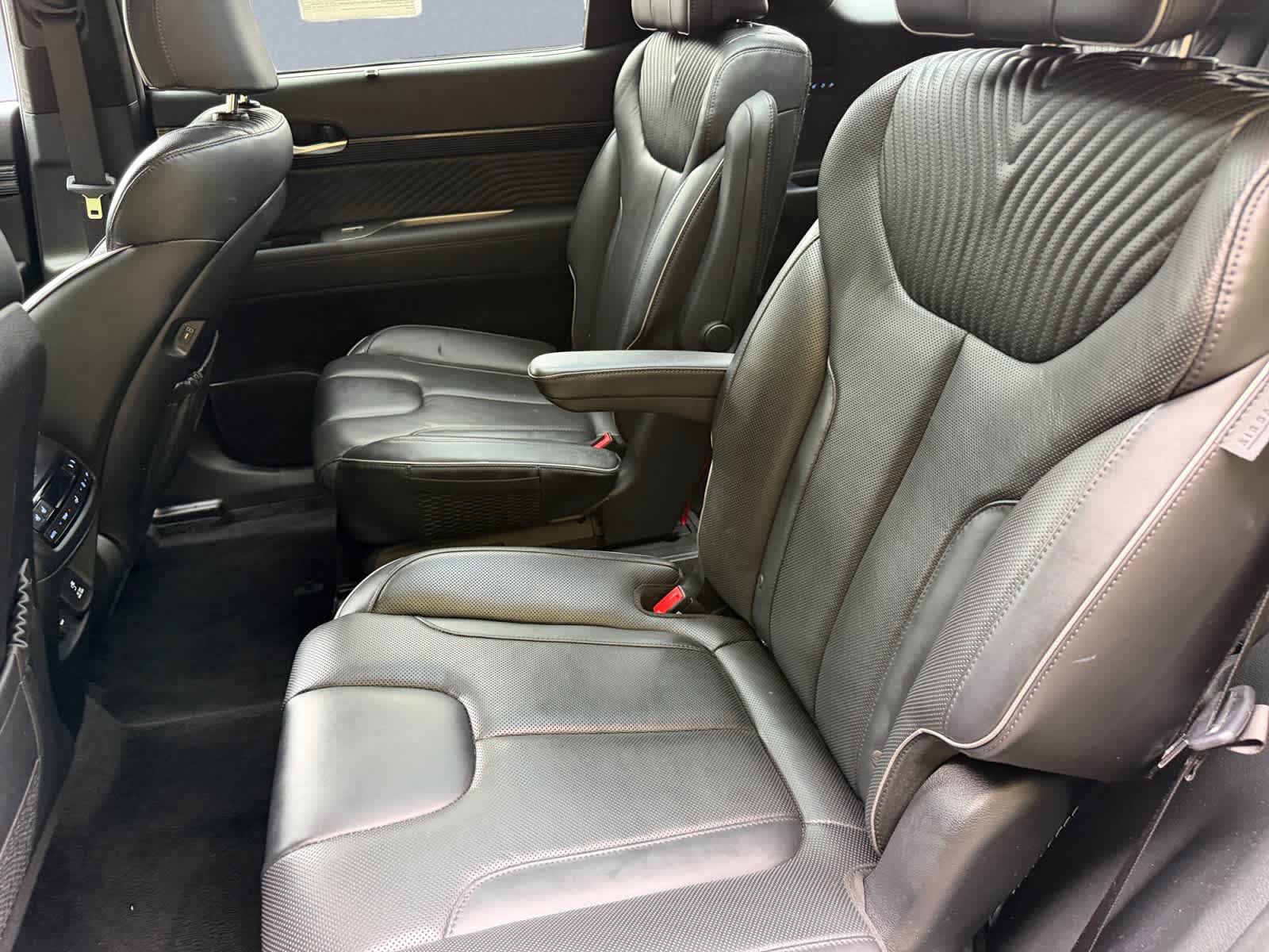 Used 2024 Hyundai Palisade Calligraphy AWD/4WD image 18