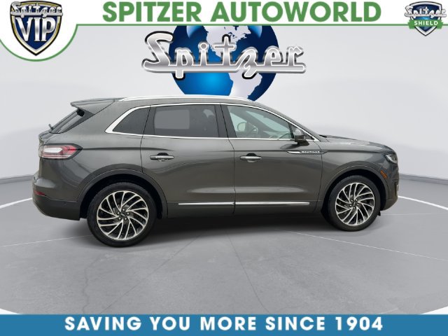 Used 2019 Lincoln Nautilus Reserve AWD/4WD image 16
