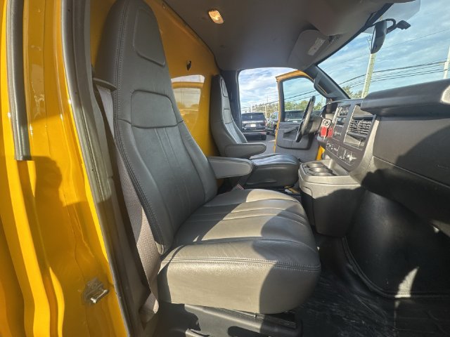 Used 2023 GMC Savana 3500 Extended w/ Power Convenience Package RWD image 20