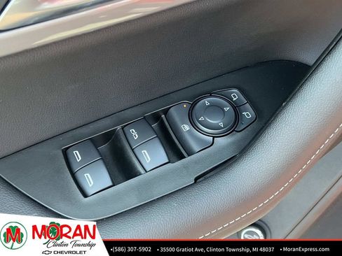Certified 2024 Chevrolet Blazer LT w/ Convenience Package FWD image 17