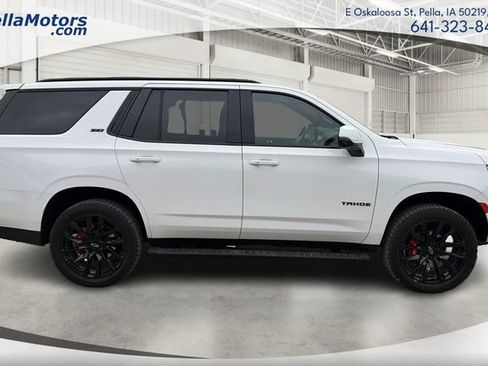 Used 2022 Chevrolet Tahoe Z71 w/ Z71 Off-Road Package image 2