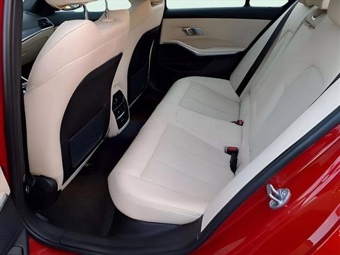 Used 2023 BMW 330i xDrive Sedan image 8