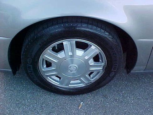 Used 2004 Cadillac De Ville image 6