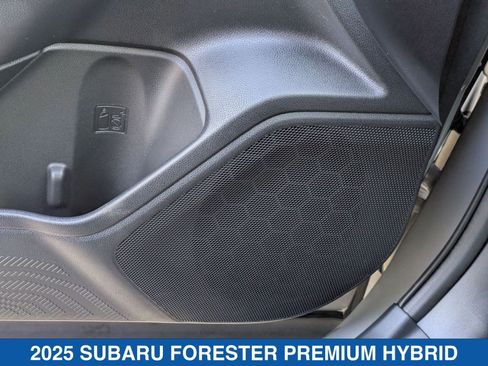 Certified 2025 Subaru Forester Premium AWD/4WD image 14